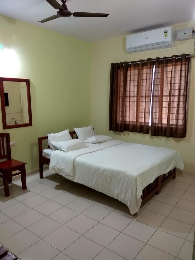 Vega Residency Hotel Bangalore Exterior photo